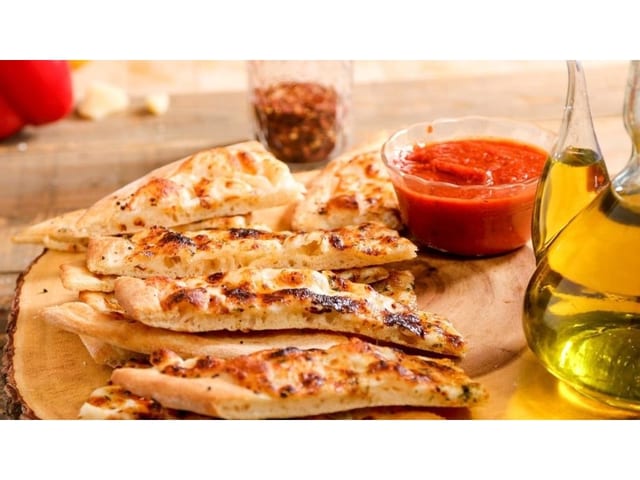 Garlic Cheese Sticks.