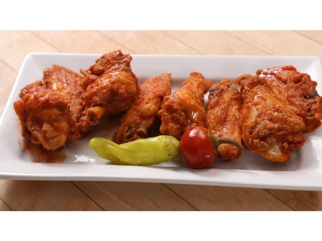 Buffalo Wings (10 Pieces).