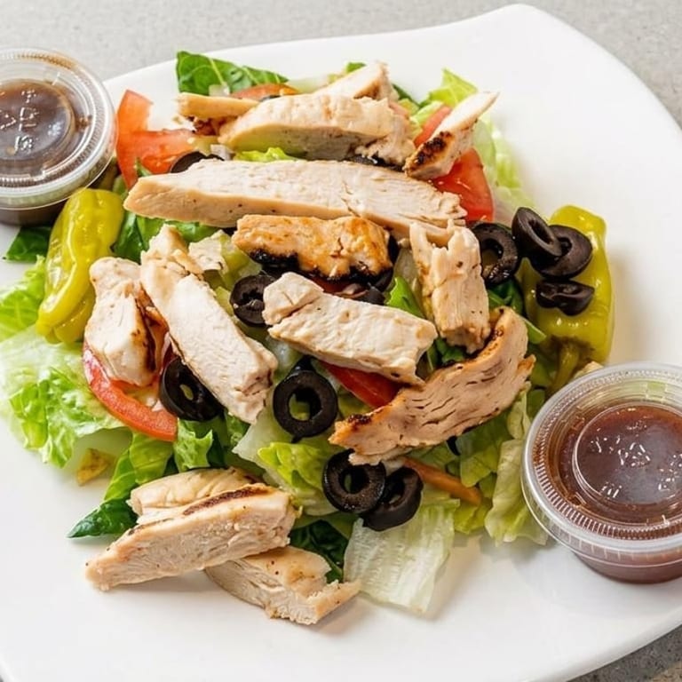 Grilled Chicken Salad Delight
