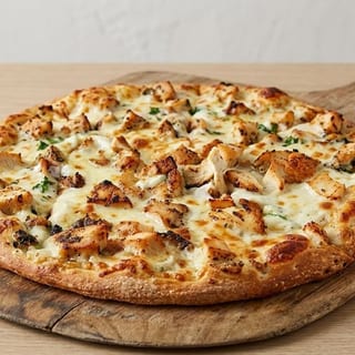 Garlic Chicken Alfredo (Large - 14" - 8 Slices)