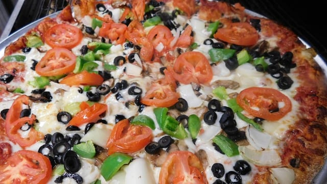 Vegetarian (Il Gigante - 20" - 16 Slices).